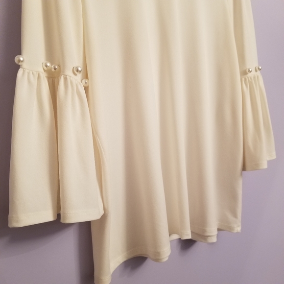 🍂 Adrianna Papell Ivory Bell Sleeve Blouse - Picture 4 of 9